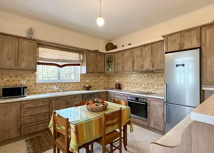 Village Heaven * Kyparissia